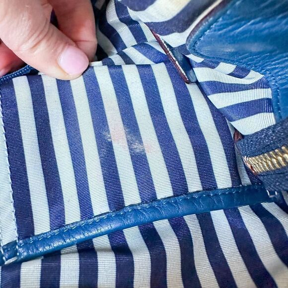 Kate Spade Blue Leather Hobo Shoulder Handbag Purse Custom Silk Wrap Strap - Picture 14 of 14